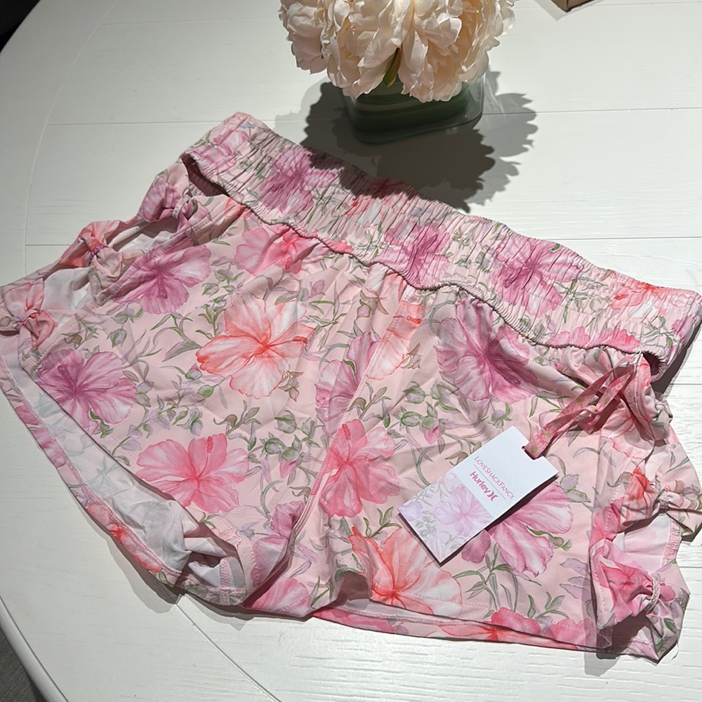 LOVESHACKFANCY x Hurley
High Waist Aquas Short in Hbcu